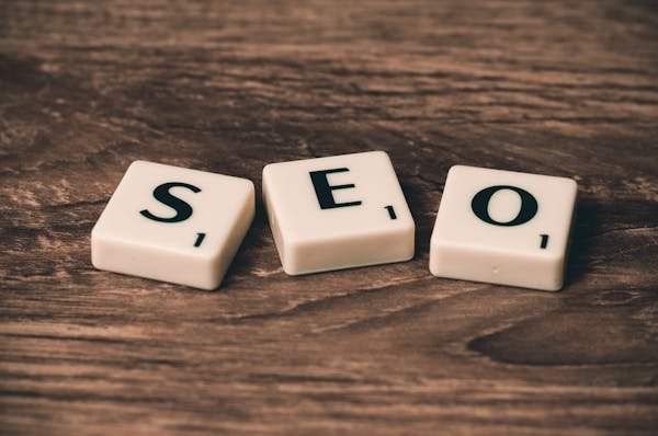 Optimisez votre stratégie avec un devis SEO sur mesure